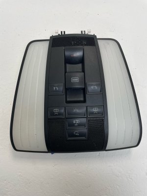 2012-2018 Mercedes-Benz CLS550 Overhead Roof Console with Dome Light - Front (Used OEM)