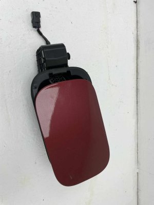 2022-2025 Kia Carnival Red Fuel Filler Door - Rear (Used OEM)