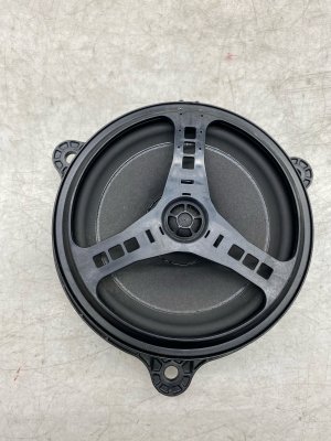 2022-2025 Mitsubishi Outlander Door Speaker - Rear (Used OEM)