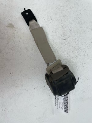 2004-2005 Cadillac XLR Driver or Passenger Seat Belt Retractor - Front (Used OEM)