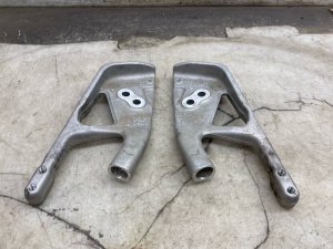 2020-2025 BMW X6 Crash Wedge Support Bracket Set - Front (Used OEM)