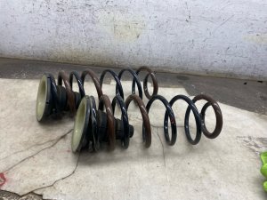 2024-2025 Toyota Land Cruiser Suspension Coil Spring Set - Rear (Used OEM)