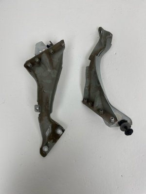 2016-2018 Audi A6 White Headlight Mounting Bracket Set - Front, Right (Passenger) (Used OEM)