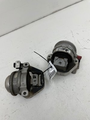 2011-2017 Audi A8 Active Electronic Engine Mount Set - Front (Used OEM)
