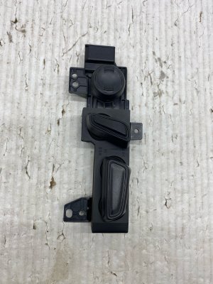 2024-2025 Toyota Land Cruiser Power Seat Switch (Used OEM)