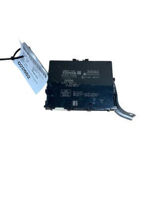2019-2021 Lexus RC300 Smart Key Keyless Entry Control Module (Used OEM)