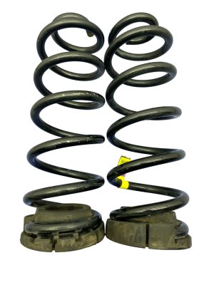 2021 Jeep Grand Cherokee L Standard Duty Suspension Coil Spring - Rear (Used OEM)