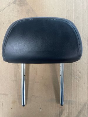 2019-2025 BMW 328i Black Center and Headrest Set - Rear, Right (Passenger) (Used OEM)