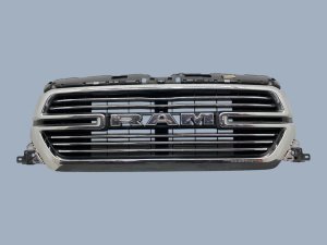 2019-2023 Ram 1500 Chrome Laramie Chrome Grille Assembly - Front (Used OEM)