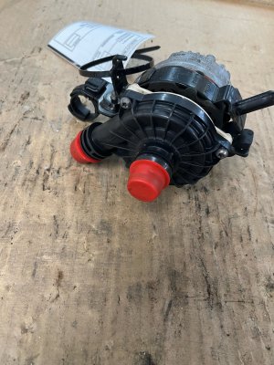 2023-2025 BMW M2 Auxiliary Engine Water Pump (Used OEM)