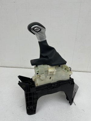 2020-2025 Kia Telluride Electronic Floor Transmission Shift Lever (Used OEM)