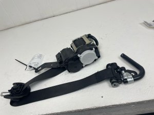 2022-2023 Mercedes-Benz C300 Seat Belt Assembly with Pretensioner - Front (Used OEM)