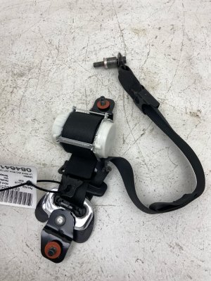 2020-2022 Kia Telluride Second Row Seat Belt Assembly - Rear, Left (Driver) (Used OEM)
