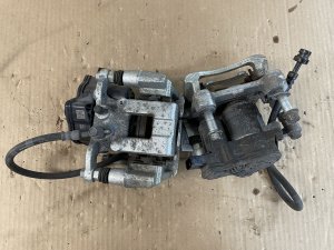 2024-2025 Hyundai Kona Silver Disc Brake Caliper - Rear, Right (Passenger) (Used OEM)