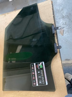 2022-2024 Hyundai Ioniq 5 Rear Door Window Glass (Used OEM)