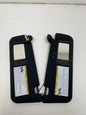 2016-2018 Lexus GS450h Black Illuminated Sun Visor Set - Right (Passenger) (Used OEM)