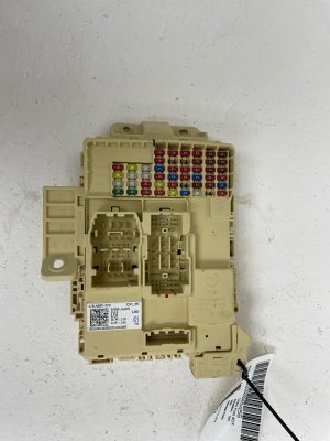 2024-2025 Hyundai Elantra Cabin Fuse Relay Junction Box (Used OEM)