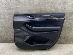2021-2025 Jeep Grand Cherokee L Black Door Interior Trim Panel with 19-Speaker Audio and Wood Trim - Front, Right (Passenger) (Used OEM)