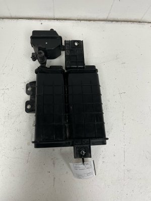 2021-2025 Jeep Grand Cherokee Fuel Charcoal Evaporator Vapor Canister (Used OEM)