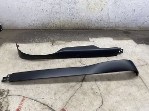  Tesla Model x Middle C-Pillar Trim Panel Cover Set - Rear (Used OEM)