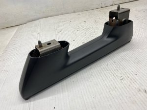  Tesla Model s Seat Riser Trim Panel Bracket - Front (Used OEM)