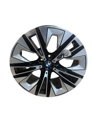 2024-2025 BMW 530i Silver 20x8.5 Flush Spoke Silver and Black Alloy Wheel - Front (Used OEM)