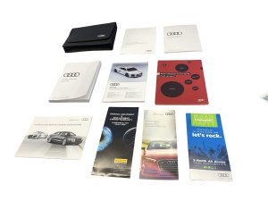 2017-2018 Audi R8 Black Owners Manual Booklet and Case Set (Used OEM)
