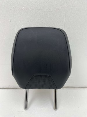 2024-2025 BMW 530i Black Seat Headrest - Front, Right (Passenger) (Used OEM)