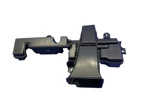 2025-2026 Nissan Kicks Engine Air Intake Inlet Duct and Resonator Assembly (Used OEM)