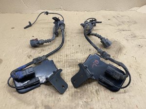 2022-2025 INFINITI QX60 Wheel Speed Sensor Set - Rear (Used OEM)