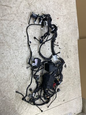 2022-2023 INFINITI QX60 Engine Bay Wiring Harness with Fuse Box (Used OEM)