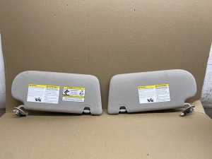 2022-2025 INFINITI QX60 Gray Illuminated Sun Visor Set with Sunroof Option - Left (Driver) (Used OEM)
