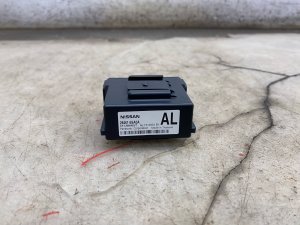 2022-2023 INFINITI QX60 Illumination Control Module (Used OEM)