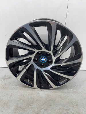 2014-2020 BMW i8 20x8.5 15-Spoke Machined Black Directional Alloy Wheel - Rear (Used OEM)