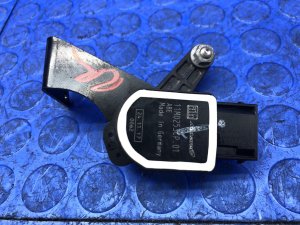  McLaren 720S Headlamp Leveling Control Sensor - Rear (Used OEM)
