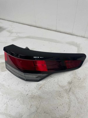 2025 Volkswagen Tiguan Outer Quarter Mounted LED Taillight Assembly - Rear, Right (Passenger) (Used OEM)
