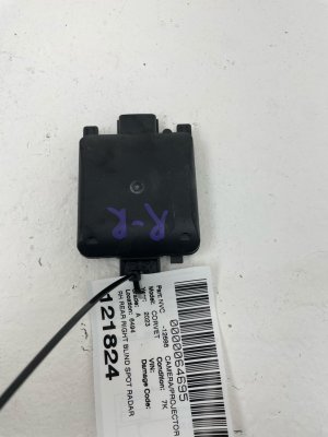 2021-2024 Buick Envision Blind Spot Radar Control Module - Rear (Used OEM)