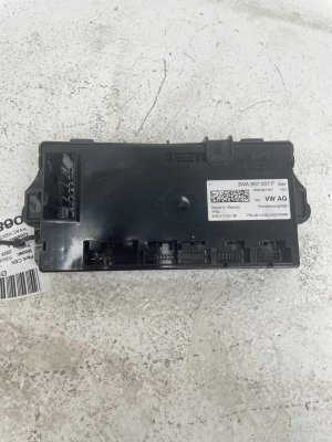 2025-2026 Volkswagen Tiguan HVAC Climate Control Module (Used OEM)