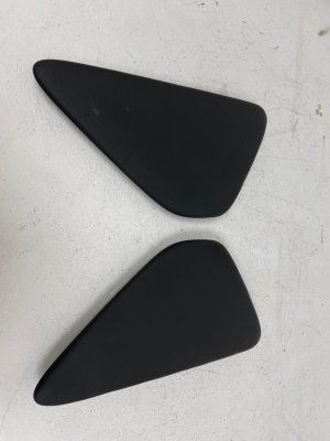 2022 Genesis GV70 Black Front Center Console Cupholder Trim Panel (Used OEM)