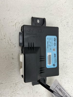 2020-2022 Kia Telluride Power Liftgate Control Module - Rear (Used OEM)