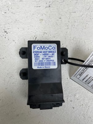 2017-2020 Lincoln Continental Heated Steering Wheel Control Module (Used OEM)