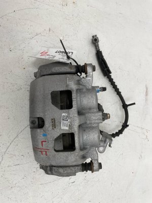 2022-2024 Ford Expedition Disc Brake Caliper with Bracket - Front, Left (Driver) (Used OEM)