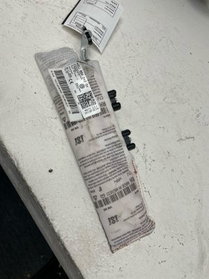 2022-2025 Volkswagen Taos Front Seat Air Bag (Used OEM)