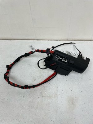 2017-2023 Porsche Panamera Positive Battery Terminal Set (Used OEM)
