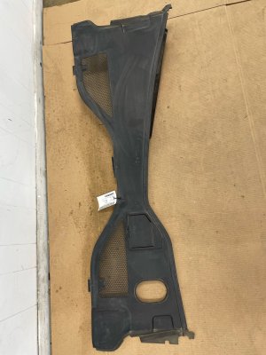 2012-2018 Audi A6 Windshield Wiper Cowl Grille Cover Panel - Front (Used OEM)