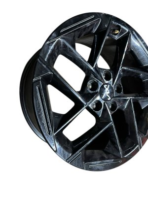 2025 Kia K4 Black 18x8 Gloss Black Alloy Wheel (Used OEM)