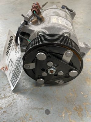2018-2021 Volkswagen GTI R-1234yf Refrigerant A/C Compressor (Used OEM)