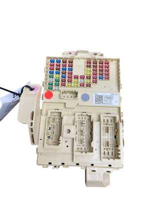 2022-2025 Hyundai Tucson Cabin Fuse Relay Junction Box (Used OEM)