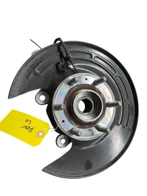 2023-2025 Cadillac LYRIQ Spindle Knuckle with Wheel Hub - Rear, Left (Driver) (Used OEM)