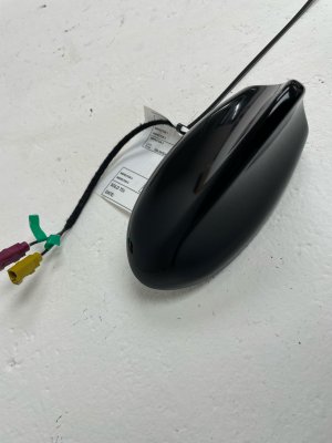 2023-2026 Maserati Grecale Shark Fin Roof Radio Antenna Assembly (Used OEM)